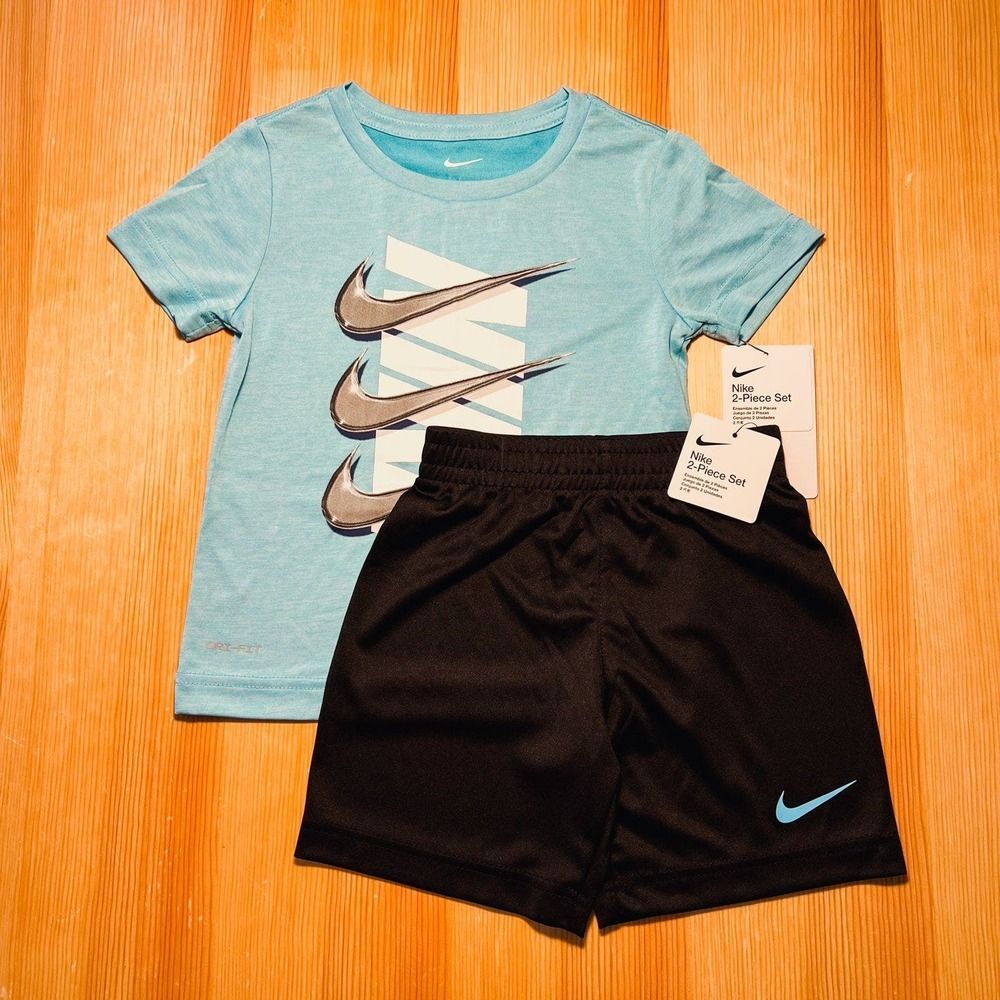 Nike T-shirt and Shorts Set